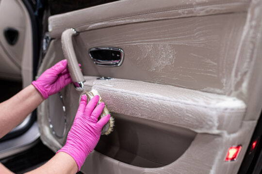 神奈川県横浜市の車室内清掃施工店・料金